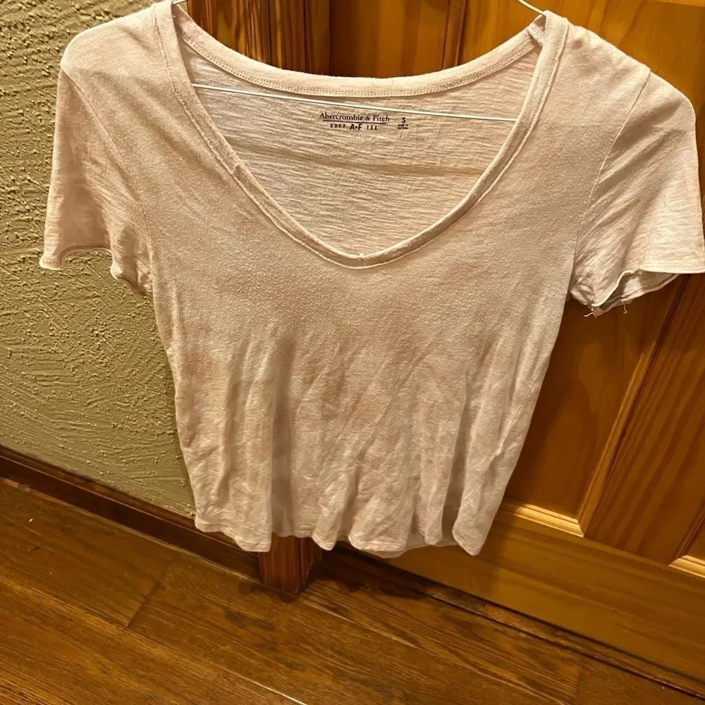 Abercrombie & Fitch size small Pink and white washed tee